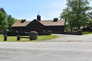 100 Cottonwood Dr, Lords Valley, PA 18428 - Photo 141