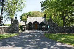 100 Cottonwood Dr, Lords Valley, PA 18428 - Photo 127