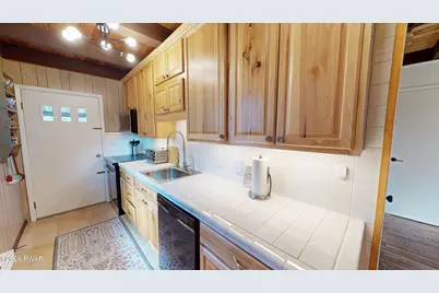 100 Cottonwood Drive, Lords Valley, PA 18428 - Photo 45