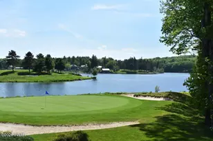 100 Cottonwood Dr, Lords Valley, PA 18428 - Photo 125