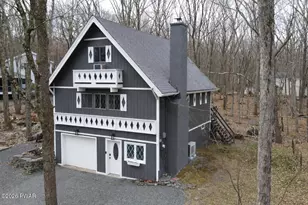 100 Cottonwood Dr, Lords Valley, PA 18428 - Photo 3