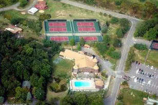 100 Cottonwood Dr, Lords Valley, PA 18428 - Photo 137