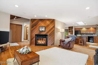 421 W Abington Road, Dalton, PA 18414 - Photo 5