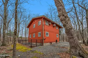 502 Forest Dr, Lords Valley, PA 18428 - Photo 5