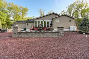 103 Black Birch, Lords Valley, PA 18428 - Photo 5