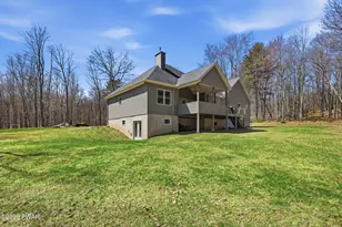 109 Woodlyn Acres Rd, Hawley, PA 18428 - Photo 5