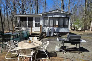 104 Blue Spruce Ln, Shohola, PA 18458 - Photo 1