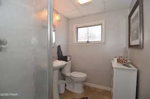 122 Ruffed Grouse Dr, Greentown, PA 18426 - Photo 15