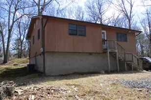 571 Mallard Ln, Bushkill, PA 18324 - Photo 9