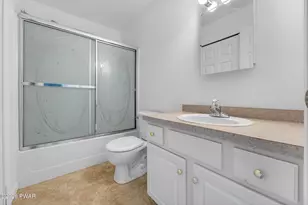 157 Mountain Lake Dr, Dingmans Ferry, PA 18328 - Photo 15