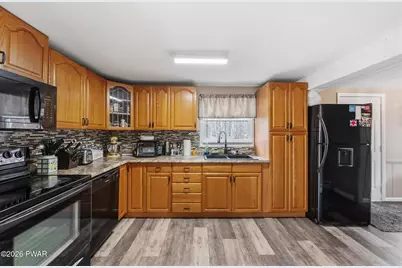 136 Buckhorn Drive, Hawley, PA 18428 - Photo 9