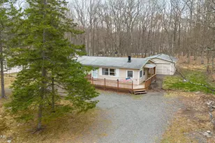 136 Buck Horn Dr, Hawley, PA 18428 - Photo 3