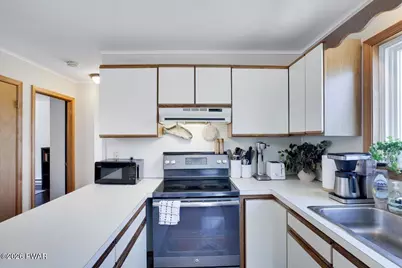 109 Essex Court, Bushkill, PA 18302 - Photo 11