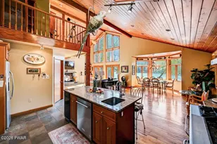 806 Widgeon Ct, Lords Valley, PA 18428 - Photo 13