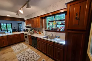 212 Fawn Lake Dr, Hawley, PA 18428 - Photo 25