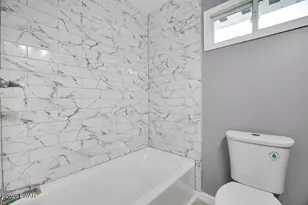 207 Sunset Hill Rd, Hawley, PA 18428 - Photo 17