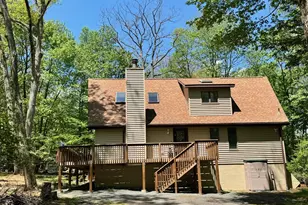 219 Indian Dr, Greentown, PA 18426 - Photo 5