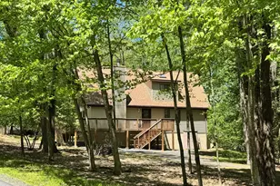 219 Indian Dr, Greentown, PA 18426 - Photo 67