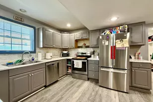 408 Chestnut Ave, Hawley, PA 18428 - Photo 5