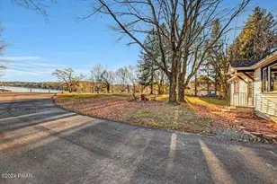 364 E Shore Dr, Lake Ariel, PA 18436 - Photo 49