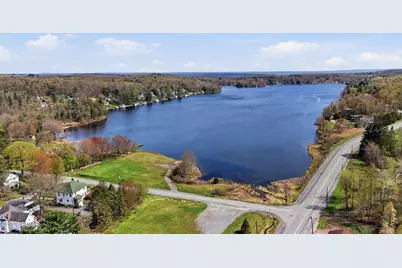 364 E Shore Drive, Lake Ariel, PA 18436 - Photo 3