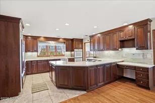 109 Father John Dr, Lake Ariel, PA 18436 - Photo 7