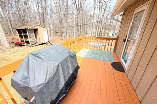 239 Fawn Lake Dr, Hawley, PA 18428 - Photo 13