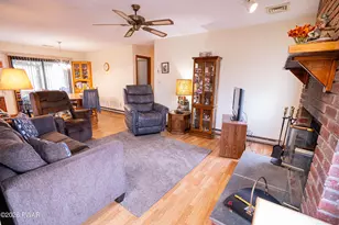 63 Ridgeview Dr, Lake Ariel, PA 18436 - Photo 7
