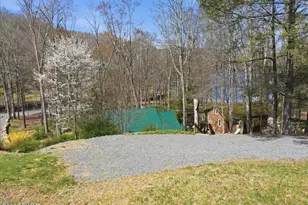 116 Beechwood Cove Rd, Greentown, PA 18426 - Photo 57