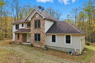 135 Split Rock Rd, Newfoundland, PA 18445 - Photo 5