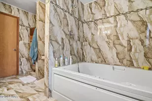 135 Split Rock Rd, Newfoundland, PA 18445 - Photo 33