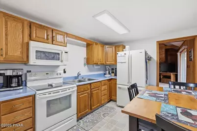 212 Bluebird Court, Lakeville, PA 18438 - Photo 17