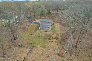 161 Ledgeway Dr, Dingmans Ferry, PA 18328 - Photo 27