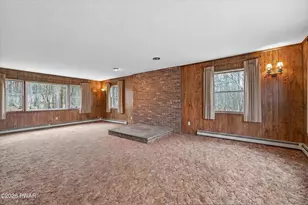 126 Meadow View Cir, Shohola, PA 18458 - Photo 9