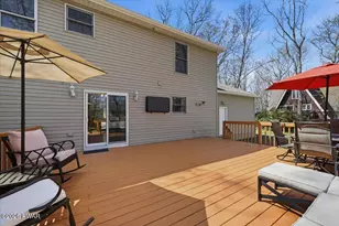 129 Hillcrest Dr, Hawley, PA 18428 - Photo 41