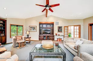 804 Ranch Ct, Lords Valley, PA 18428 - Photo 79