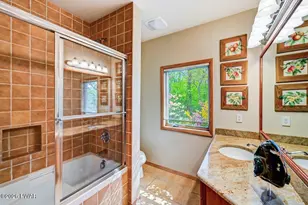 804 Ranch Ct, Lords Valley, PA 18428 - Photo 31