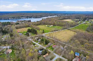2374 Crest View Rd, Lake Ariel, PA 18436 - Photo 95