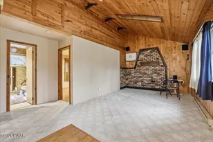 2374 Crest View Rd, Lake Ariel, PA 18436 - Photo 11