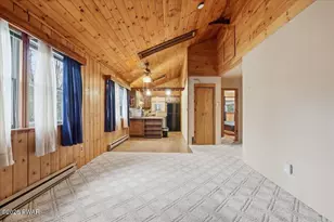 2374 Crest View Rd, Lake Ariel, PA 18436 - Photo 11