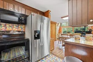 100 Heron Bay, Lords Valley, PA 18428 - Photo 17