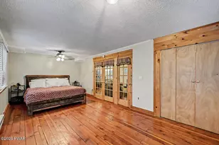 250 Falling Waters Blvd, Lackawaxen, PA 18435 - Photo 29