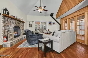 250 Falling Waters Blvd, Lackawaxen, PA 18435 - Photo 7