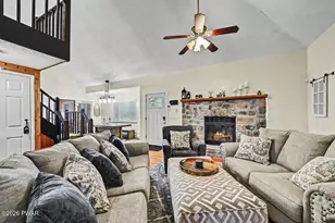 250 Falling Waters Blvd, Lackawaxen, PA 18435 - Photo 5
