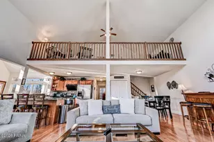 100 Oriole Pl, Lackawaxen, PA 18435 - Photo 11