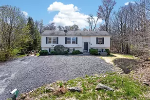 4141 Hickory Rd, Tobyhanna, PA 18466 - Photo 3