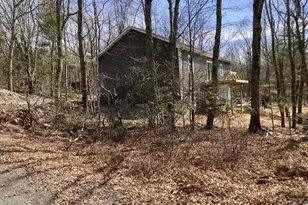 130 Piute Rd, Shohola, PA 18458 - Photo 3