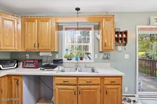 16 Rockwell Ln, Waymart, PA 18472 - Photo 19