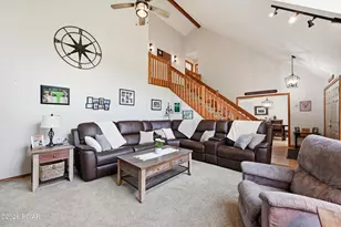 102 Egypt Rd, Hawley, PA 18428 - Photo 13