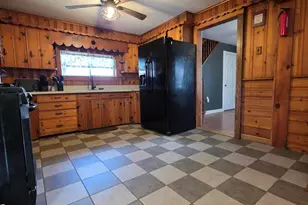 221 S Main St, Forest City, PA 18421 - Photo 9